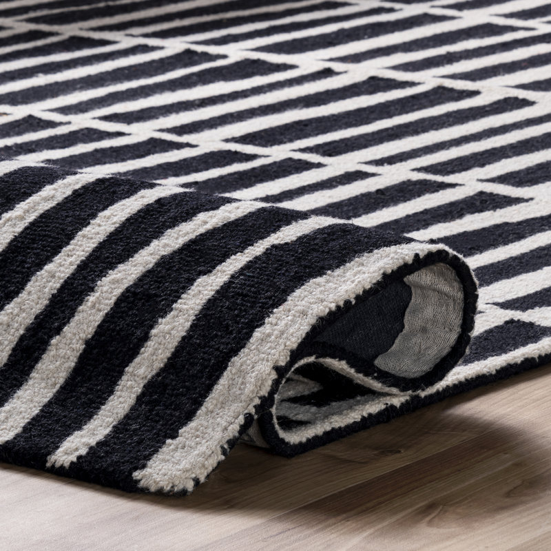 Odalis Geometric Handmade Wool Black/Ivory Cream Rug, Rectangle 7'6" x 9'6"