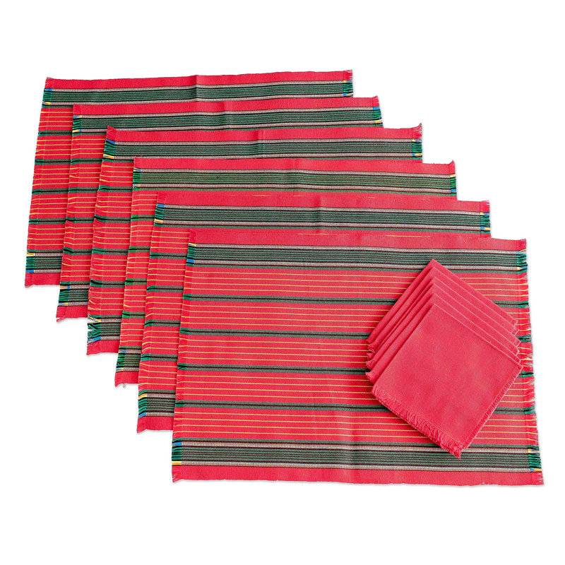 Ensemble de linge de table en coton rouge fait à la main Latitude Run® (ensemble pour 6)