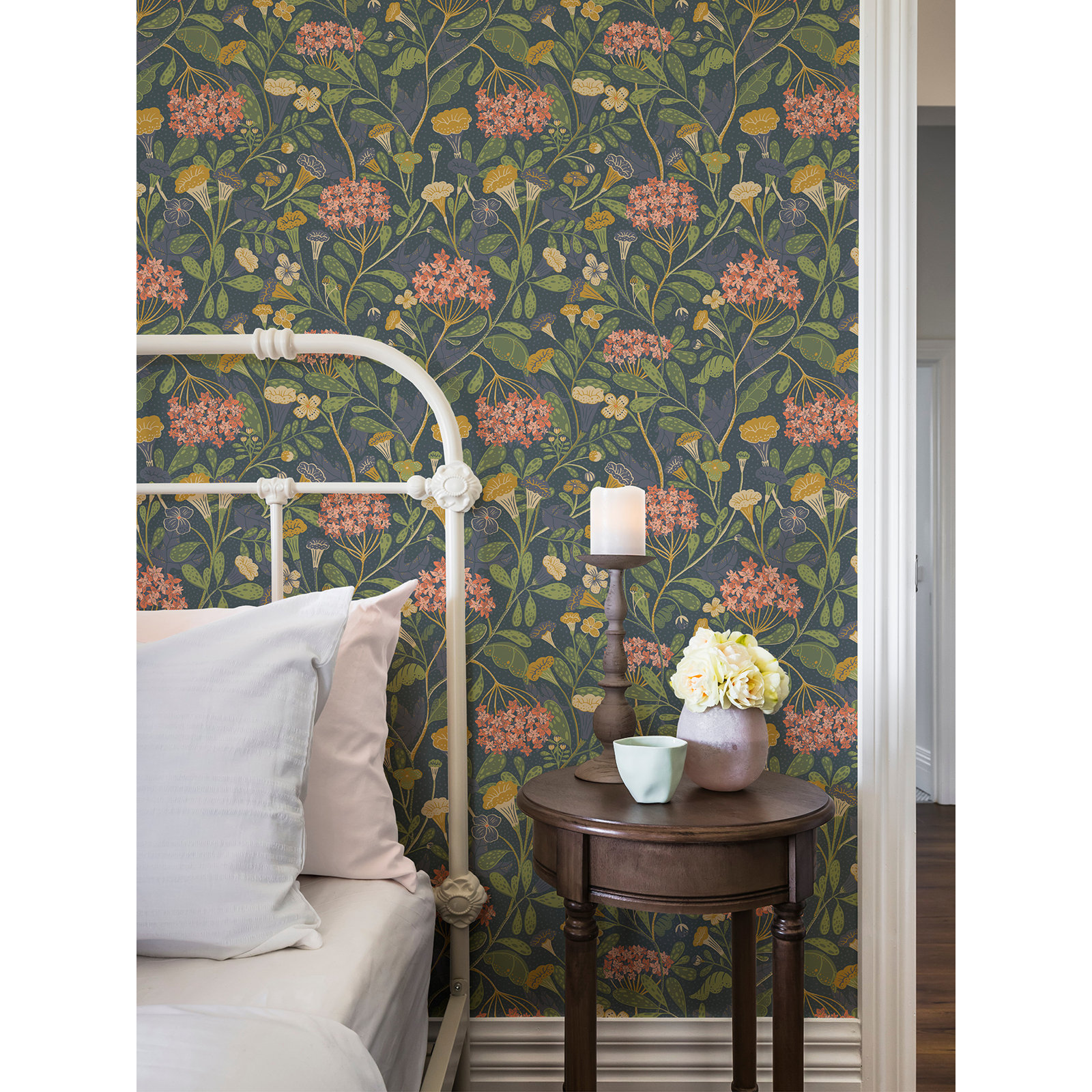 Latika Modern Floral Wallpaper, Blue