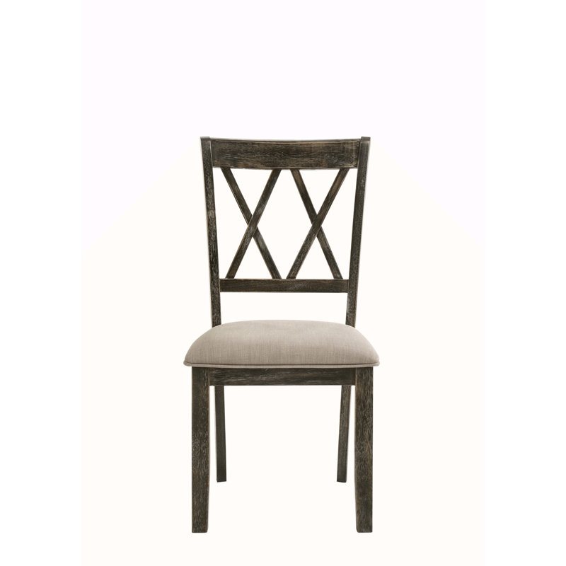 Tissu et chaise d'appoint