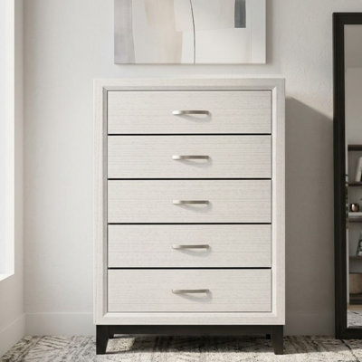 Everleigh White 5 Drawer 31.5 In. Wide Chest Of Drawers