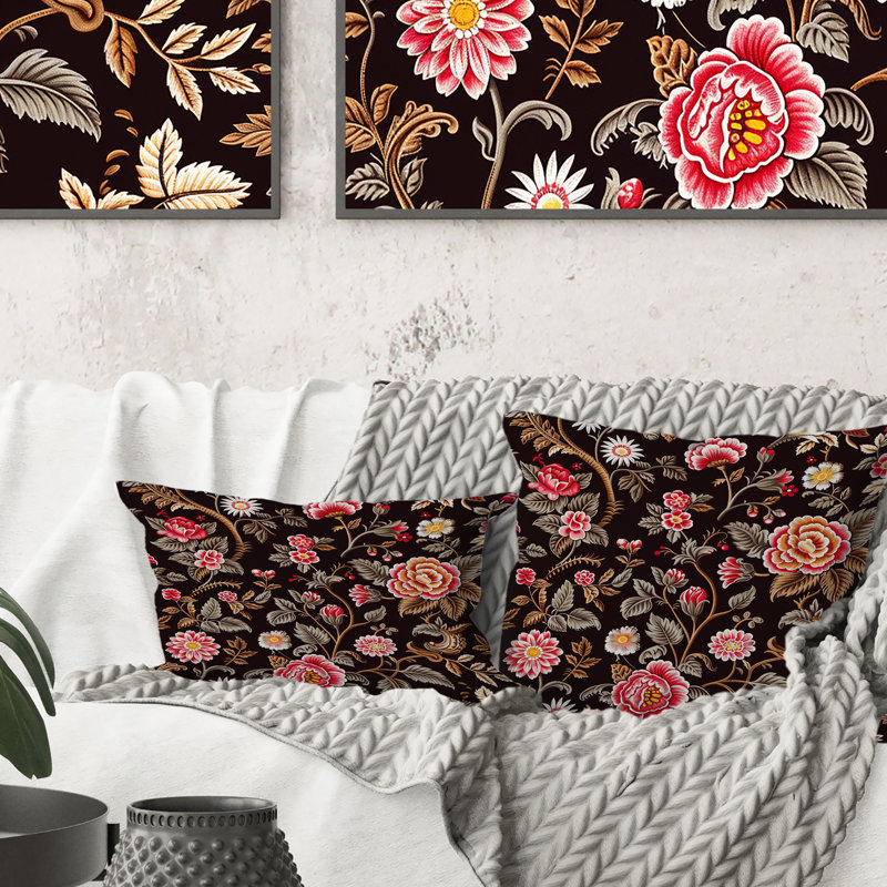 Coussin lombaire rose avec fleurs roses et brunes III