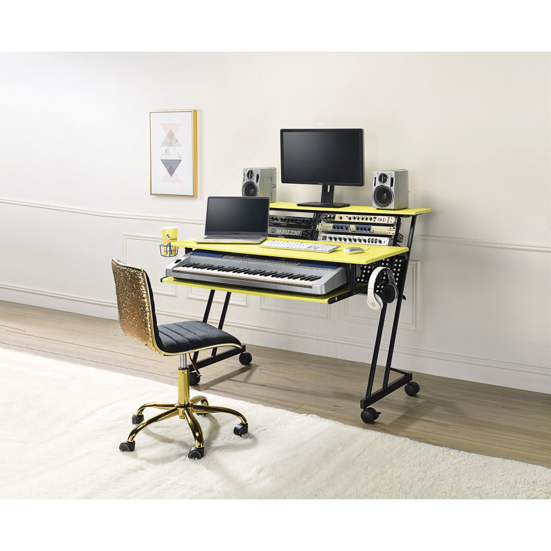 Bureau de studio d'enregistrement musical