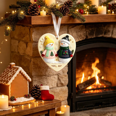Ornement de Noël en forme de cœur tridimensionnel en forme de cœur suspendu en forme de cœur avec ami festif et scène d'arbre pour les fêtes