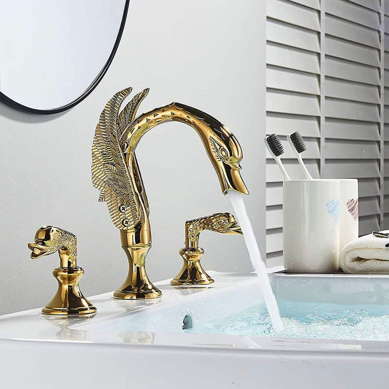 Robinet de lavabo de salle de bain espacé 8 po Swan Design