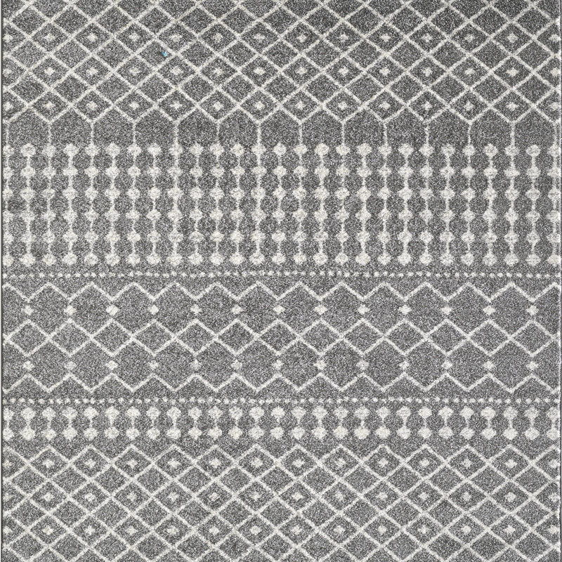 Braided Gray Geometric 5' x 7' Easy Care Synthetic Rug