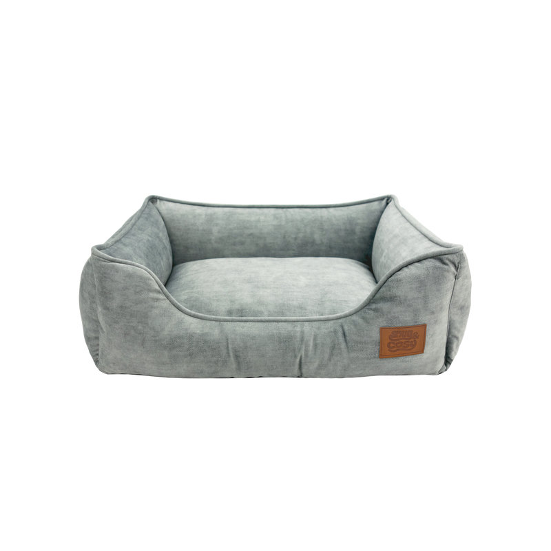 RECYCLED PLASTIC Pet Bed