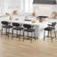 Ensemble de 2 tabourets de bar 26 po à hauteur de comptoir avec accoudoirs, ensemble de tabourets de bar modernes avec dossier et siège rembourré plus large, tabourets de bar en métal avec repose-pieds pour îlot de cuisine, assemblage facile-722277585
