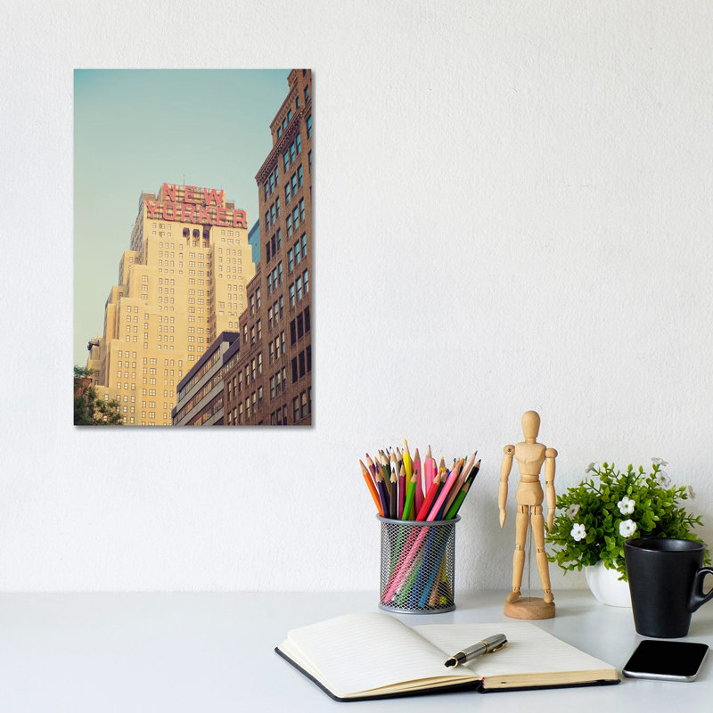 New Yorker by Ann Hudec - Wrapped Canvas Print, 20.32 cm H x 30.48 cm W