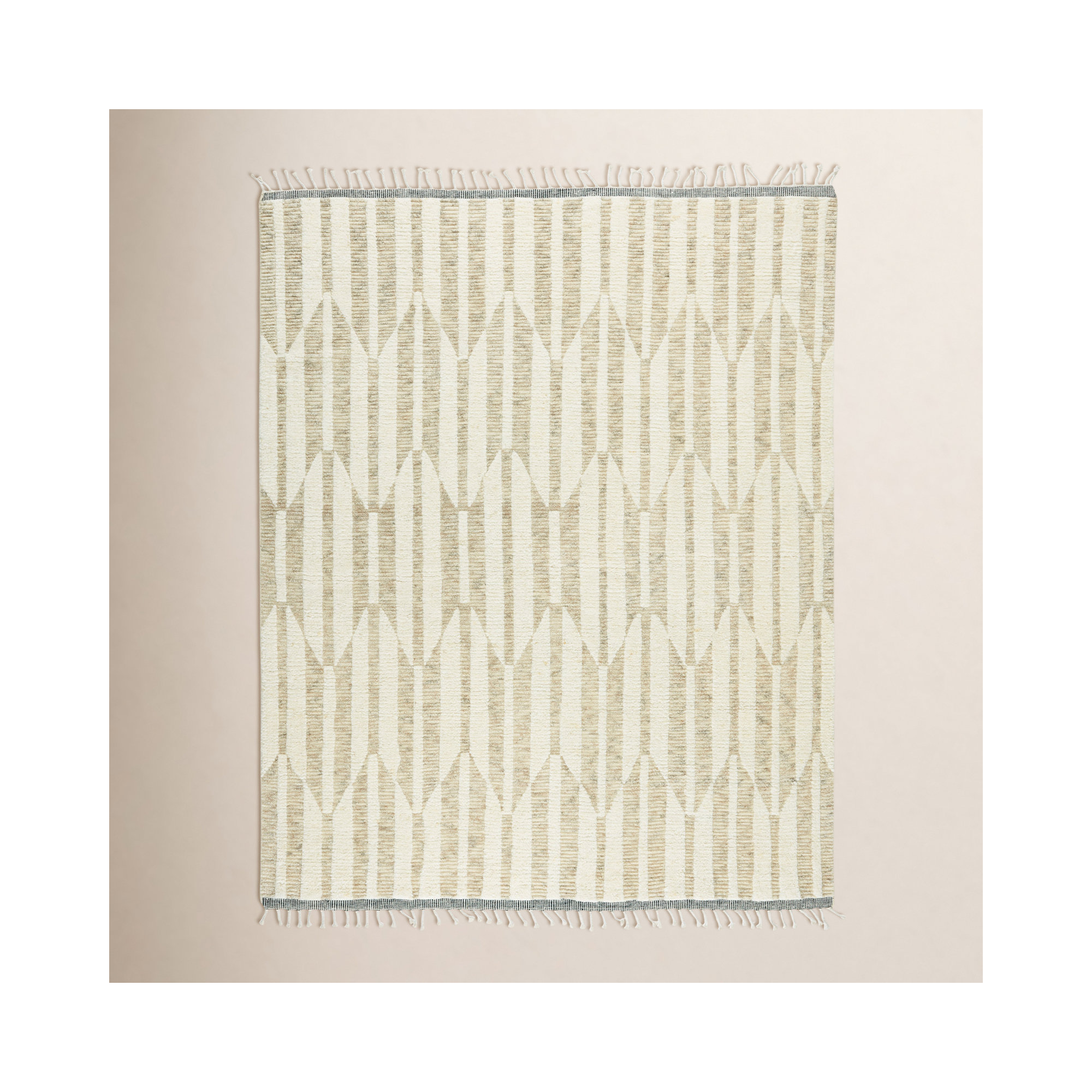 Wesler Handmade Wool Beige/Ivory Rug, Rectangle 10' x 14'