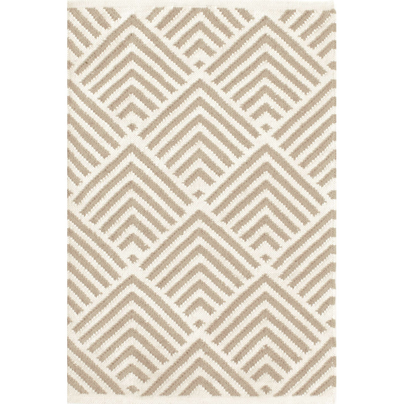 Cleo Cement Handwoven Indoor/Outdoor Rug, Rectangle 2' x 3'
