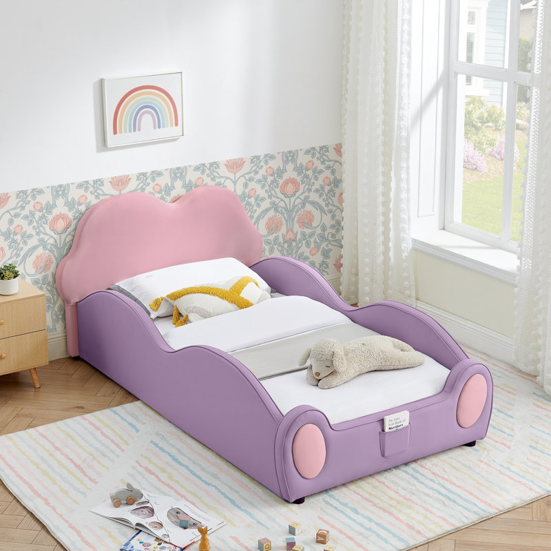 Lit adorable pour enfant en similicuir de forme simple avec garde-corps, dispositifs de sécurité et poche de rangement pour jouets