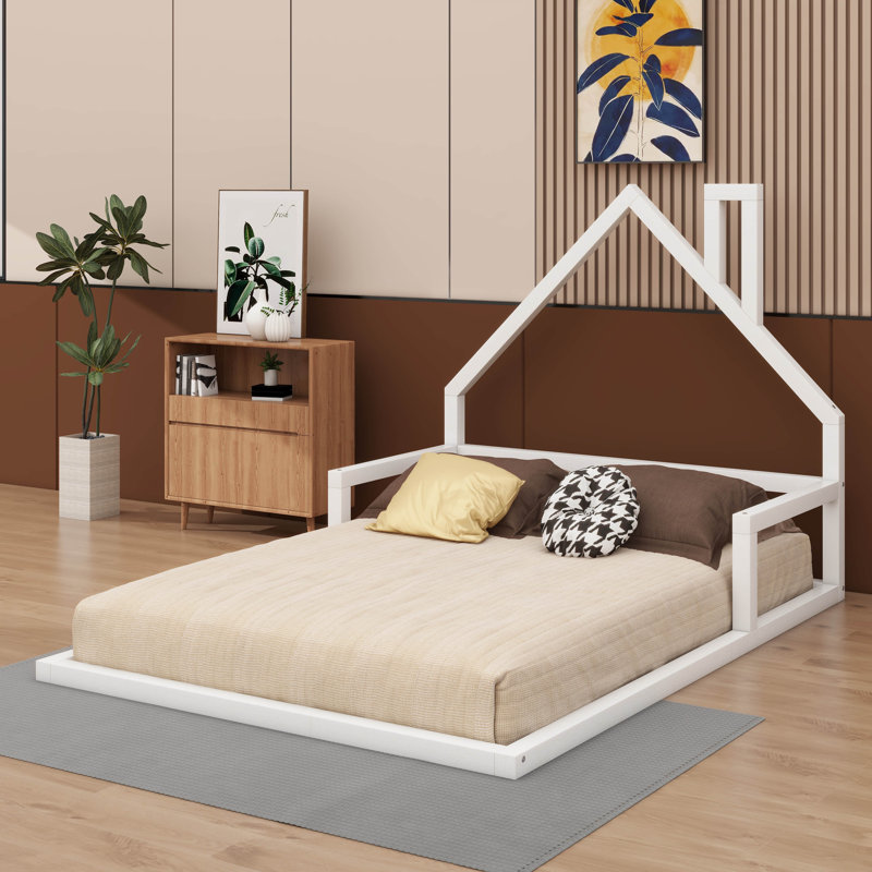 Lit de plancher en bois rustique avec cadre de tête de lit en forme de maison, Blanc, Lit double