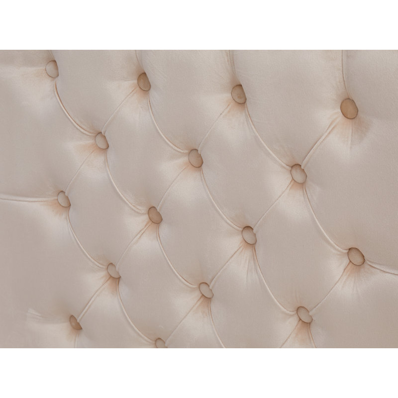 Canapé de salon beige capitonné en tissu argenté à motif de rivets tournés, Beige
