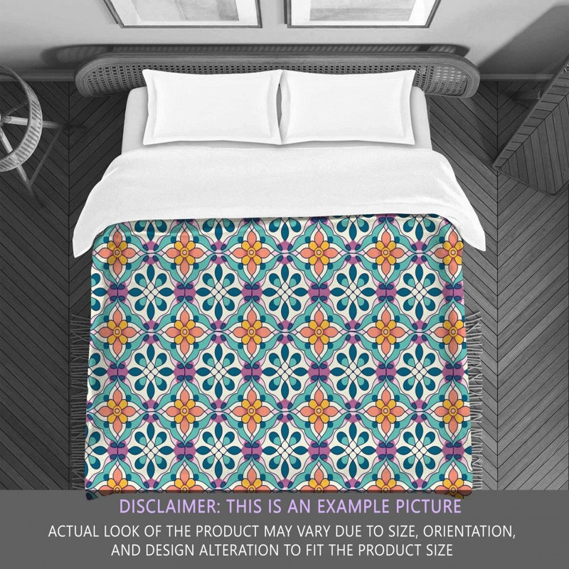 Polyester Geometric Shapes Comforter, King Comforter