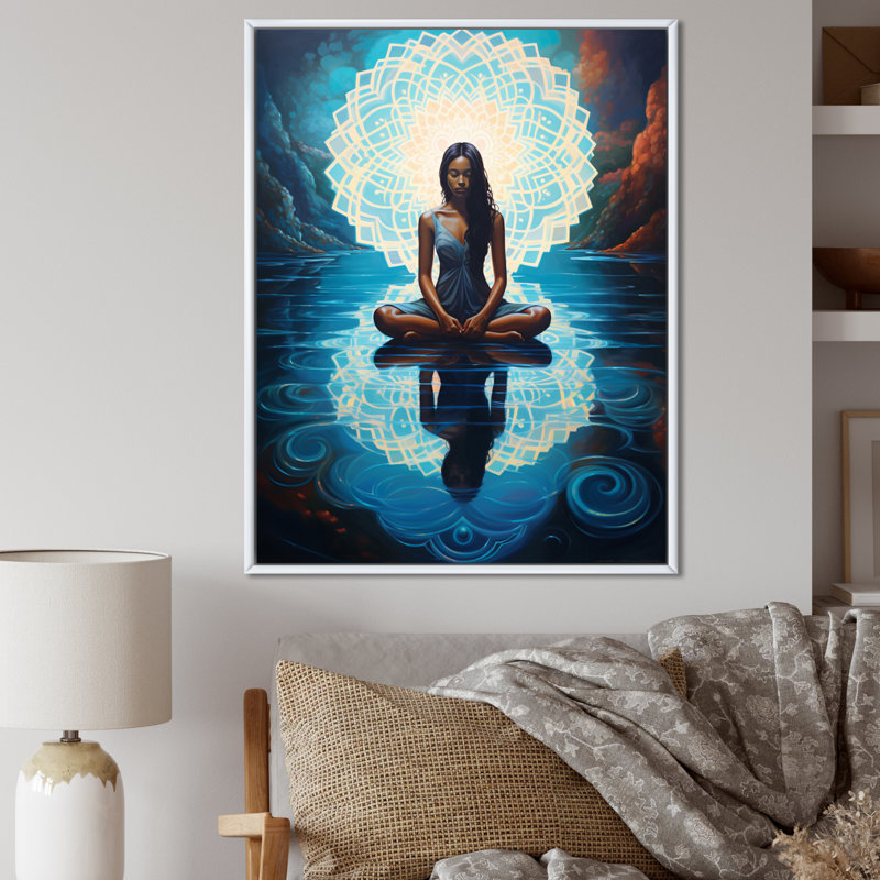 «Woman Meditating With Radiant Aura», reproduction sur toile, Cadre flottant blanc, H 40 po x l 30 po x P 1,5 po