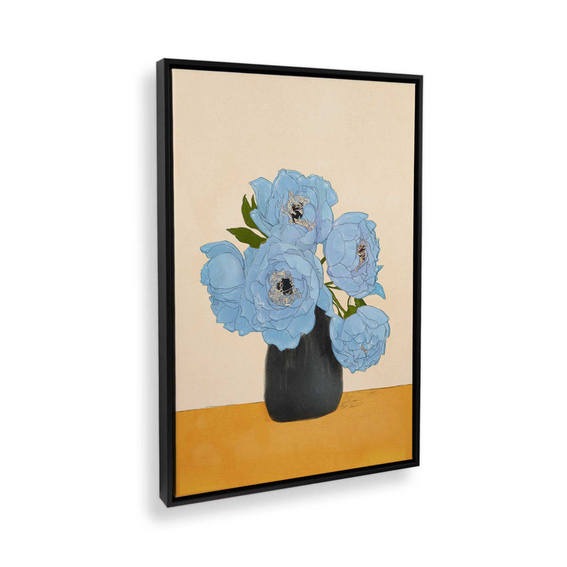 «Bouquet Gift Blue» par Garima Dhawan, reproduction d'art, Noir, Cadre flottant, H 16 po x l 12 po