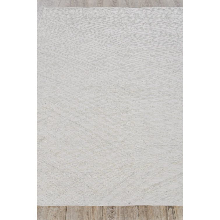Crescendo Handmade Hand Loomed Rayon From Bamboo Silk And Cotton Ivory Area Rug
