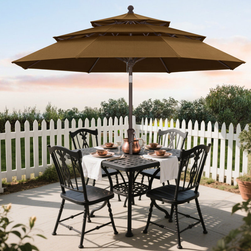 Parasol de marché à 3 niveaux en oléfine de 2,74 m (9 pi), avec inclinaison et levage à manivelle., Noyer