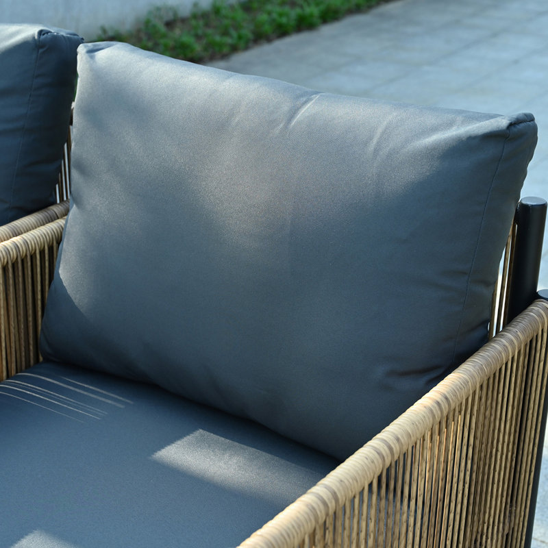 Ensemble de 2 canapés simples en osier brun avec coussin gris New Comming