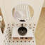 Meuble-lavabo flottant peu encombrant avec rangement ouvert-129696398