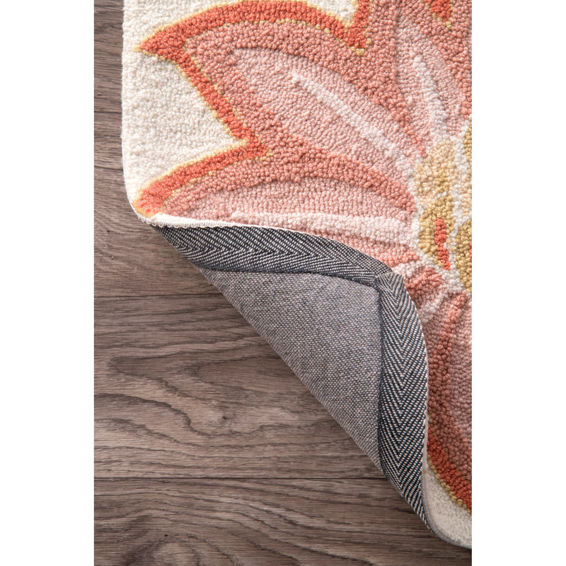 Tapis rouge / rose touffeté à la main à motif floral Leroi, Rectangle 3 pi 6 po x 5 pi 6 po
