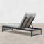 Chaise longue d'extérieur en teck Largo Pawni-997388009