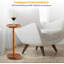 Table d'appoint à piédestal, table à boissons avec base lestée en acacia, petite table d'appoint ronde pour petits espaces avec support pour téléphone, table de bout à piédestal pour martini et cocktail, mini table à piédestal