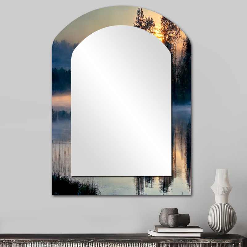 Morning Fog Over The Lake Sunset II - miroir décoratif Lake Arch, miroir mural asymétrique jaune, impression sur métal