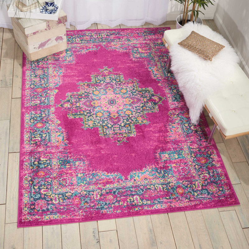 Tapis à motif oriental fuchsia rose Abbate, Rectangle 6 pi 7 po x 9 pi 6 po