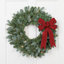 Couronne de Noël épinette artificielle bleue pré-éclairée-112569366