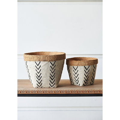 De 2 pots à fleurs en ciment blanc et brun biologiques avec motif en V noir, L: 10 x 8 po, S: 8 x 6,5 po - Améliorez vos arrangements floraux dans un décor éclectique, idéal pour les environnements modernes
