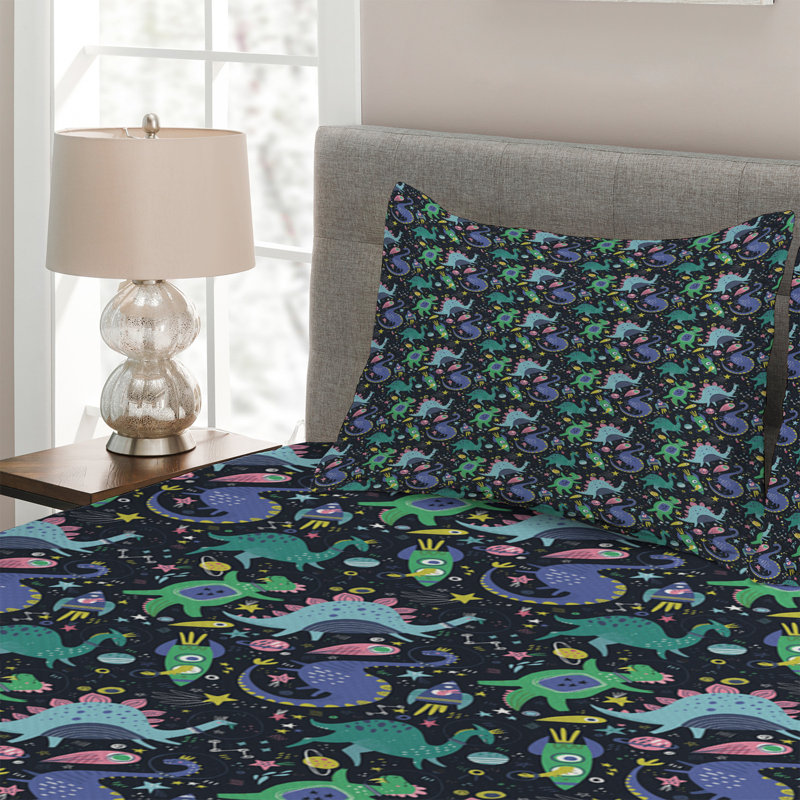 Dragon Polyester Coverlet, King Bedspread + 2 Shams