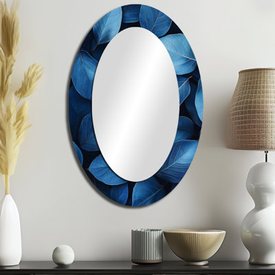 Midnight Blue Leaves Tranquility II - Miroir décoratif floral ovale sur métal