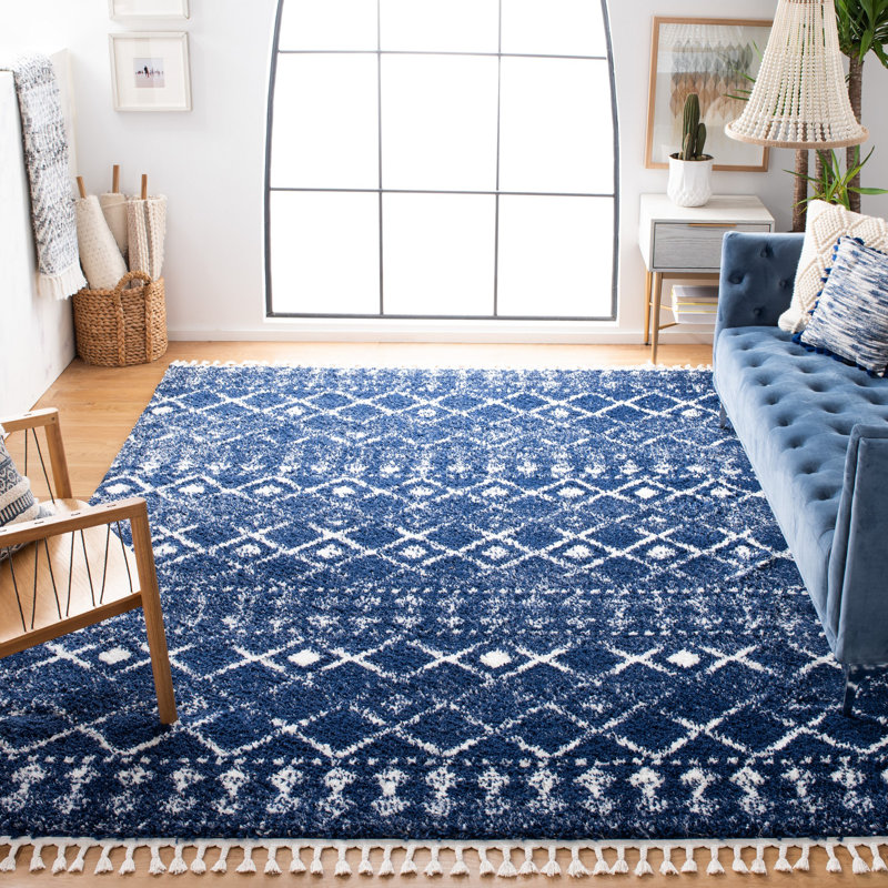 Comer Fringe Shag Performance Southwestern Rug, Rectangle 5' x 7'