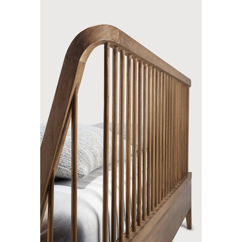 Spindle Bed, King