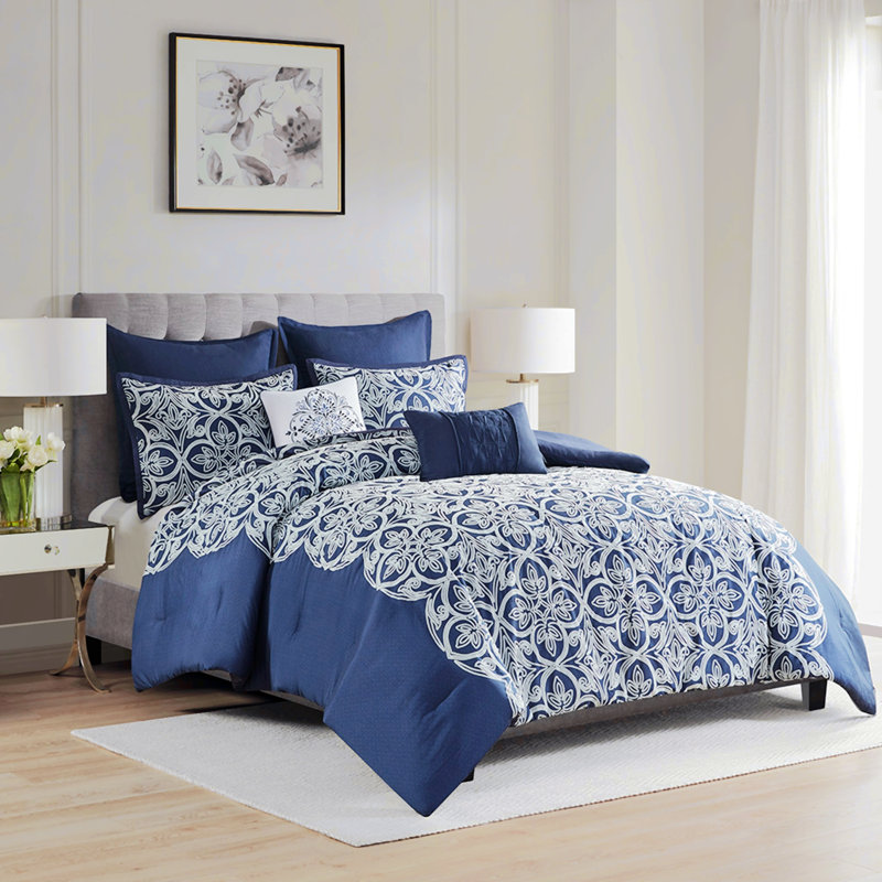 Polyester Comforter, Taupe/Blue Geometric Shapes, Full Comforter + 4 Pillowcases