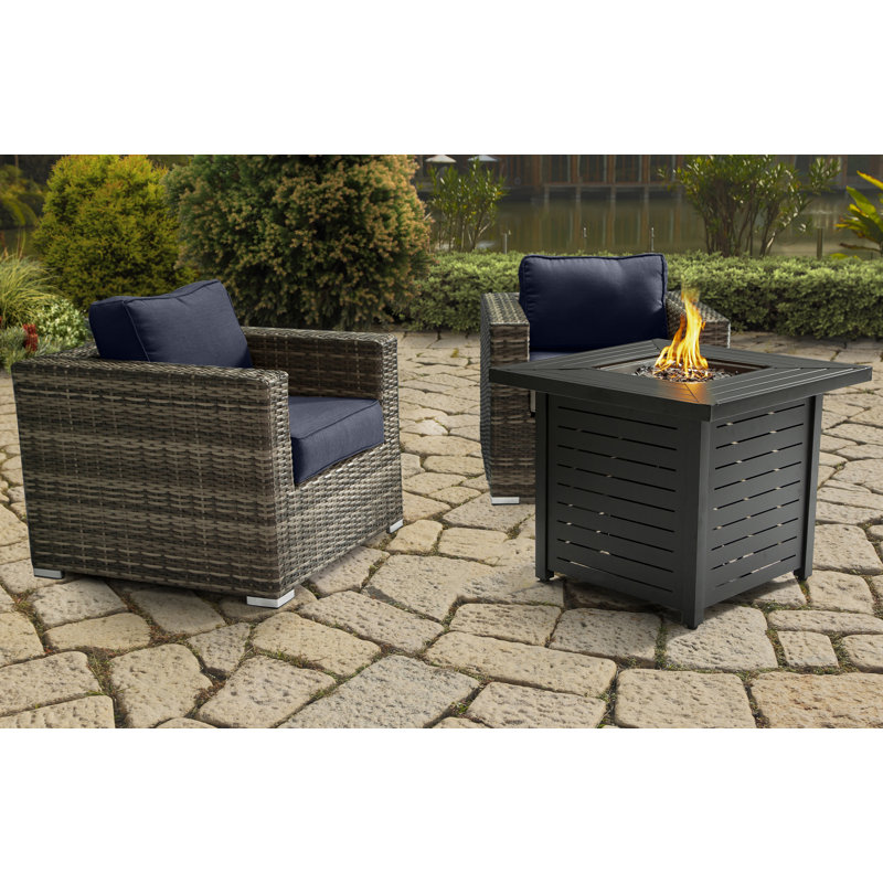 Ensemble de conversation pour 2 personnes avec foyer et coussins Sunbrella Dustie, Bleu marine Sunbrella
