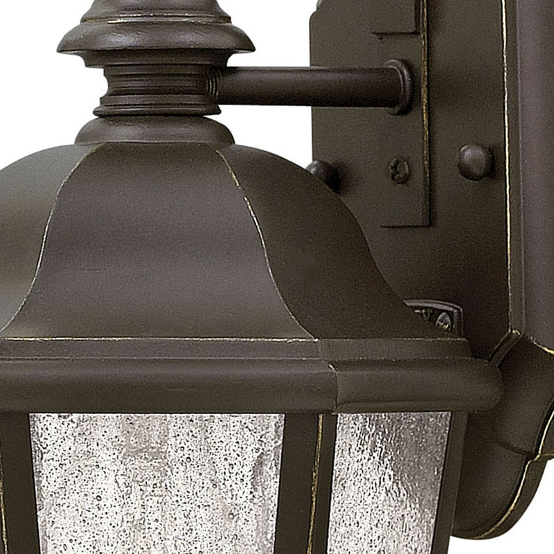 Lanterne murale d'extérieur Edgewater, H 11,5 po x l 6,5 po, 60 W moyen, Bronze frotté à l'huile