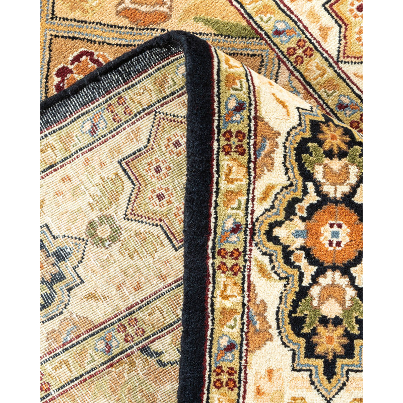 Classic One-of-a-Kind 2'8" X 4'3" Hand Knotted Area Rug