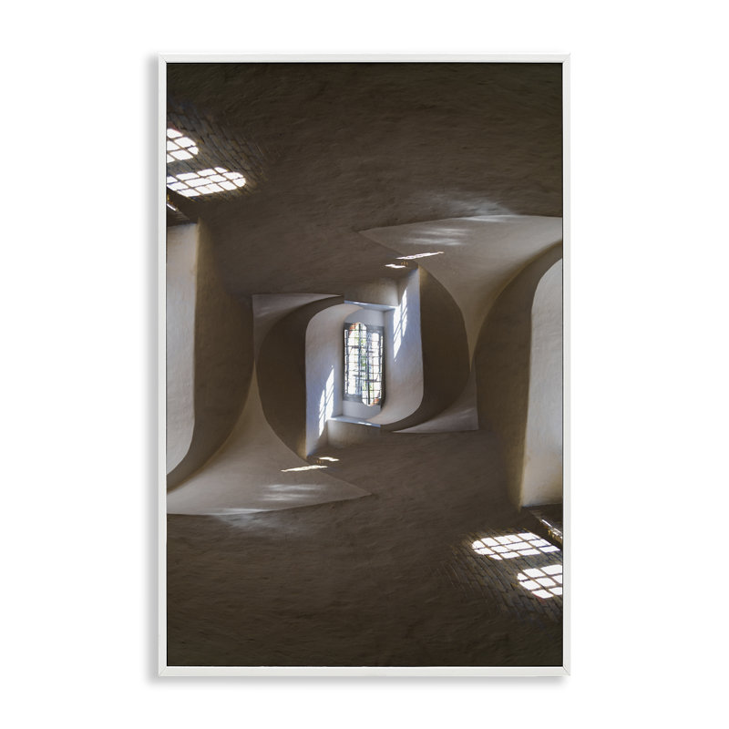 «Window Reflections Symmetry», giclée encadrée, design par Robin Vandenabeele, H 24 po x l 16 po