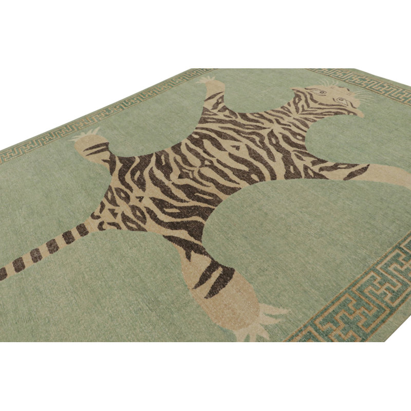 Distressed Homage Hand Knotted Wool Animal Print Area Rug, Rectangle 13' x 19'