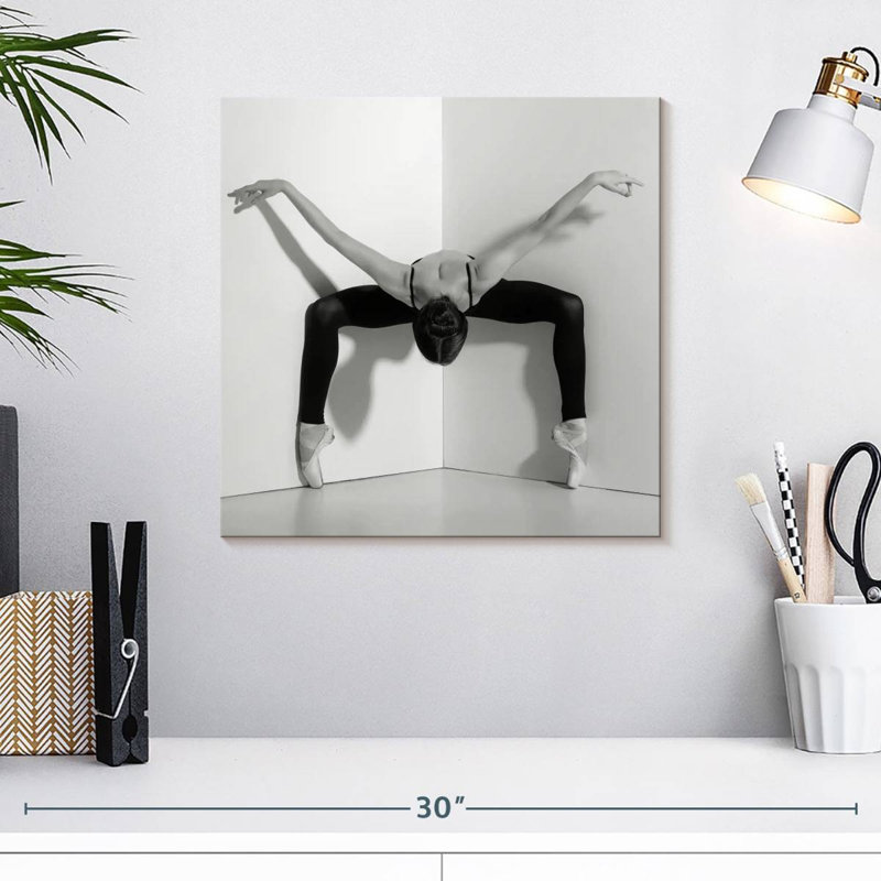 Enn Studio Dance, H 16 po x l 16 po
