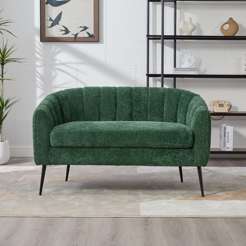 Petit canapé-lit en chenille peu encombrant, design moderne et glamour, pour les petits espaces