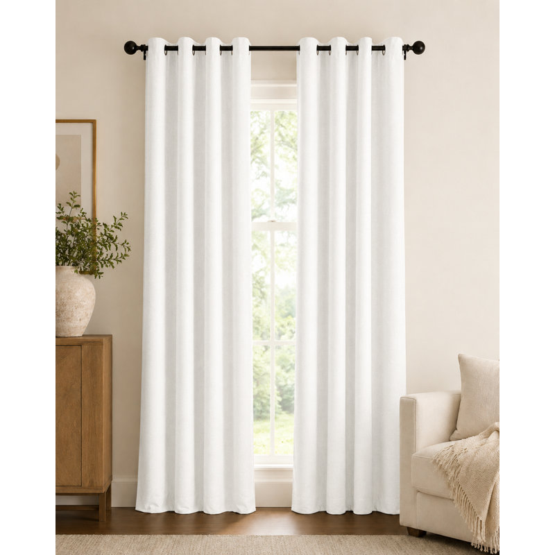 Paire de rideaux occultant et isolant avec œillets Desai, L 50 po x L 108 po, Blanc