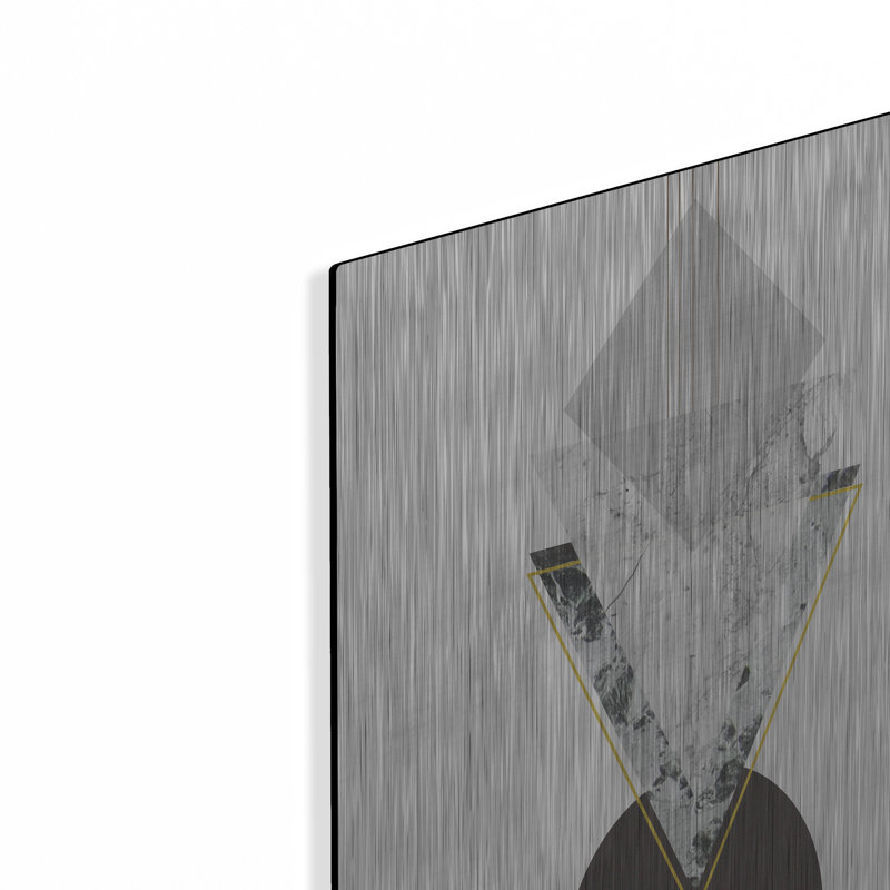 Orren Ellis «Deco Grey Marble Triangle» par Sabrina Balbuena, art mural en métal, H 24 po x l 16 po