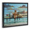Cadre flottant «Woman & Cats Beach Sunset», design par Ronald West