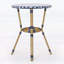 Charmante table bistro française avec structure en aluminium et rotin en polyéthylène, parfaite pour la détente et l'élégance à l'extérieur.