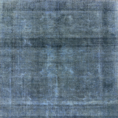 Tapis oriental bleu