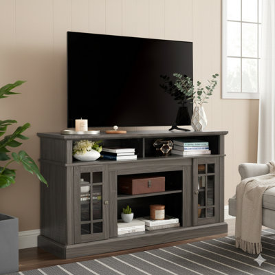 Console de divertissement classique classique au fini noyer foncé / noir, offrant un rangement ouvert et fermé pour les téléviseurs jusqu'à 65 pouces. Mesure l 58,25 po x P 15,75 po x H 32 po.